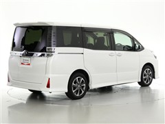 ヴォクシー ZSキラメキ3