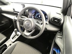 ヤリスクロス HEV Z