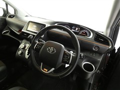 シエンタ Gクエロ