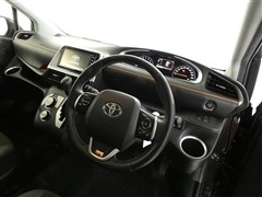 シエンタ Gクエロ