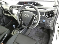 アクア Sスタイルブラック