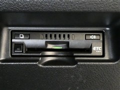 ヴィッツ Fセーフティエディション3