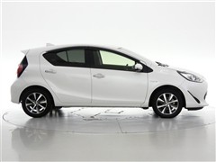 アクア S スタイルブラック