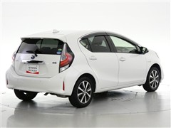 アクア S スタイルブラック