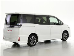 ヴォクシー ZSキラメキ2