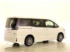 ヴォクシー HEV ZSキラメキ3