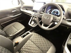 ヴォクシー HEV S-Z