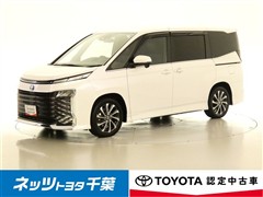 トヨタ ヴォクシー HEV S-Z