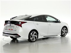 プリウス A ツーリングセレクション