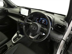 ヤリスクロス HEV Z