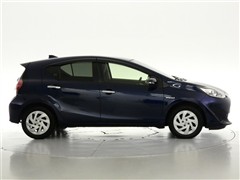 アクア Sスタイルブラック