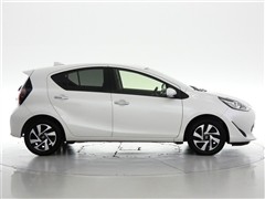 アクア S スタイルブラック