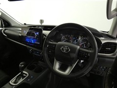 ハイラックス Z