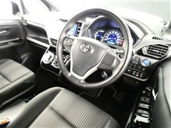 ヴォクシー HEV ZSキラメキ2