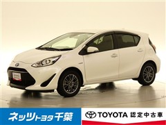 トヨタ　アクア S スタイルブラック