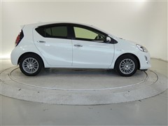 アクア S スタイルブラック