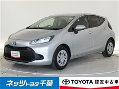 トヨタ アクア X