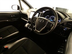 ヴォクシー HEV ZSキラメキ3