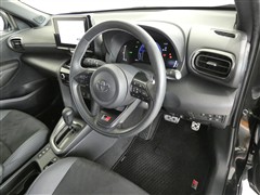 ヤリスクロス HEV GR スポーツ
