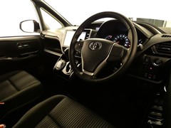 ヴォクシー ZS キラメキ