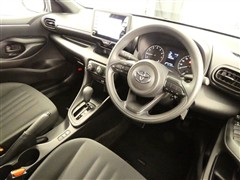 ヤリス X Bパッケージ