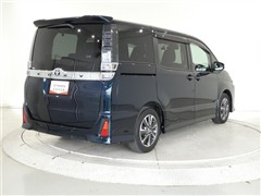 ヴォクシーZSサイドリフトアップ