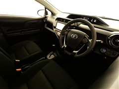 アクア S スタイルブラック