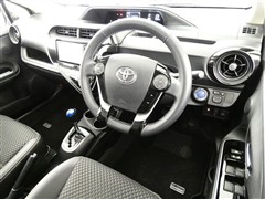 アクア クロスオーバー