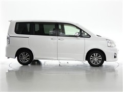 ヴォクシー ZSキラメキZ