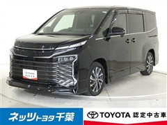トヨタ ヴォクシー HEV S-Z