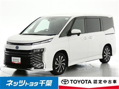 トヨタ ヴォクシー HEV S-Z