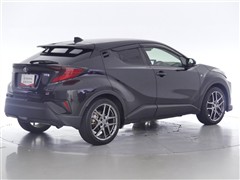 C-HR HEV S GRスポーツ