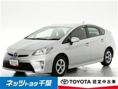 プリウス S