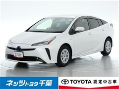 トヨタ プリウス S