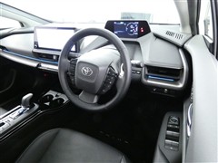 プリウス PHEV Z