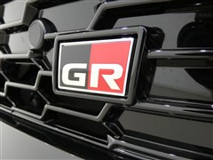 ヤリスクロスHEV GRスポーツ