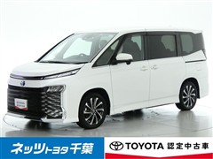 トヨタ ヴォクシー HEV S-Z