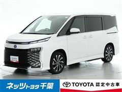 トヨタ ヴォクシー HEV S-Z