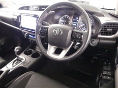 ハイラックス Z