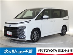 トヨタ ヴォクシー HEV S-Z