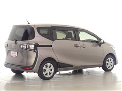 シエンタ ファンベース X