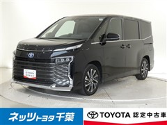 トヨタ ヴォクシー HEV S-Z