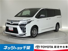 トヨタ ヴォクシーHEV ZSキラメキ