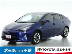 トヨタ プリウス A ツーリングセレクション