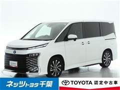 トヨタ ヴォクシー HEV S-Z