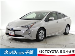 トヨタ プリウス S セーフティプラス