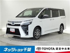 トヨタ　ヴォクシーHEV ZSキラメキ2