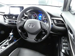 C-HR HEV Gモードネロ
