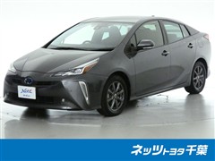 トヨタ プリウス Sセーフティプラス2