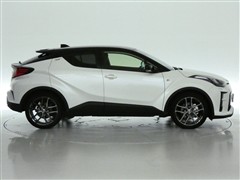 C-HR HEV S GRスポーツ